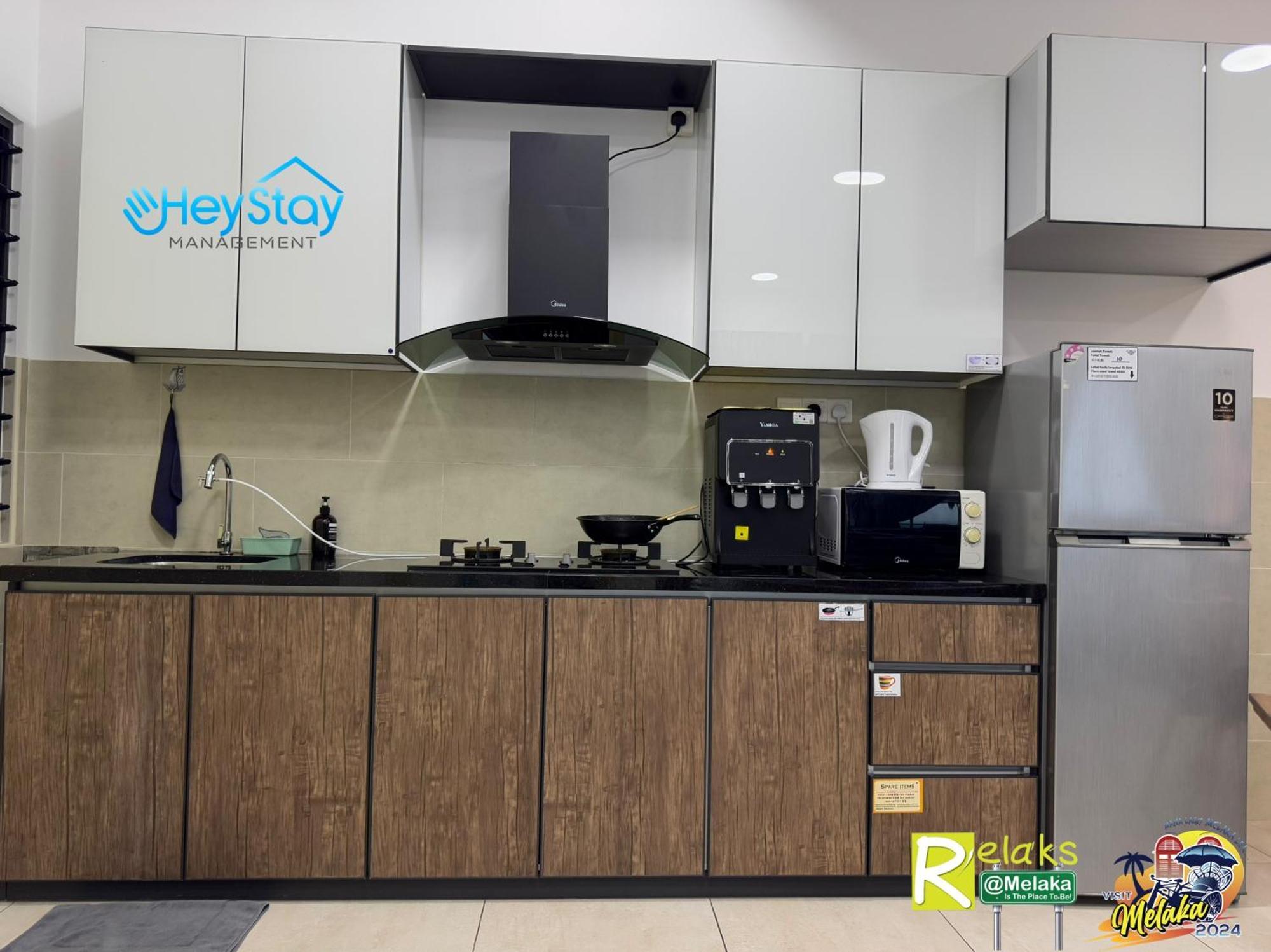 Pangsapuri Atlantis Residences By Heystay Management *